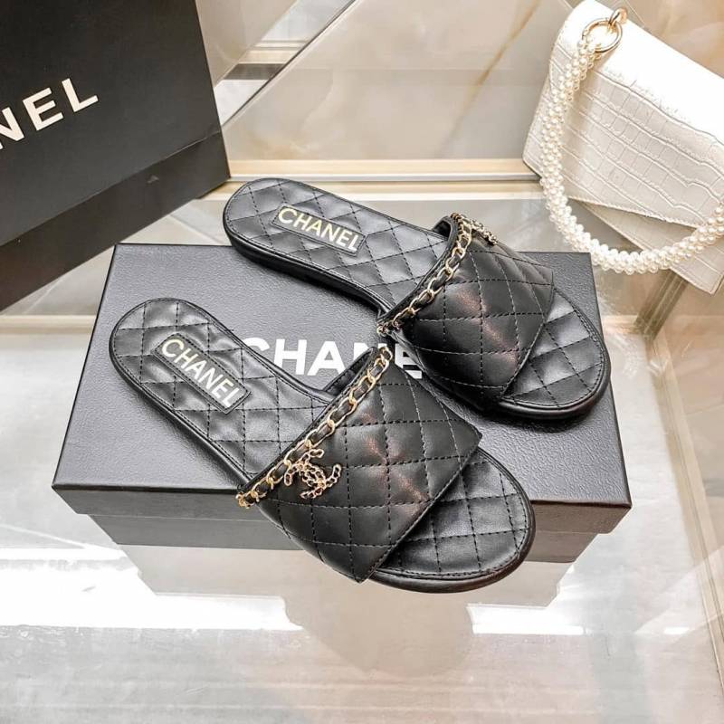 Chanel Chain Leather Slide With OG Box & Dust Bag (Black - 1074) - image 2