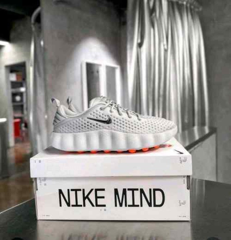 Nike Mind 002 Light Smoke Grey Fix