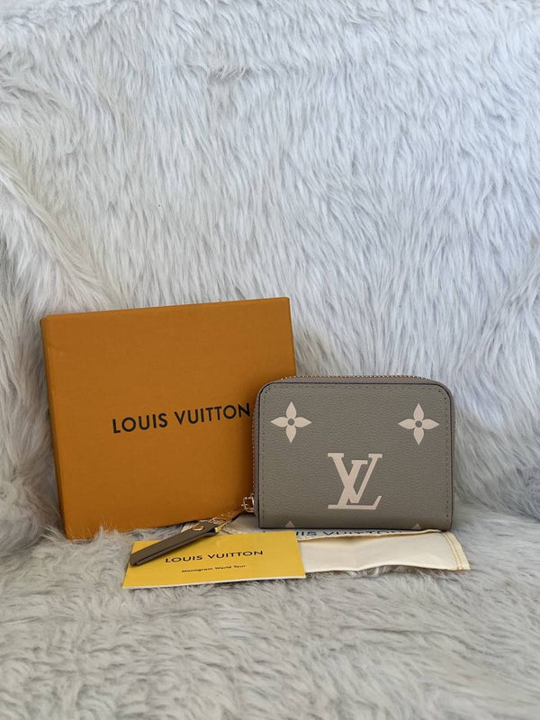Louis Vuitton_Mini_ZippyWallet_With_OriginalBox_DustCover
