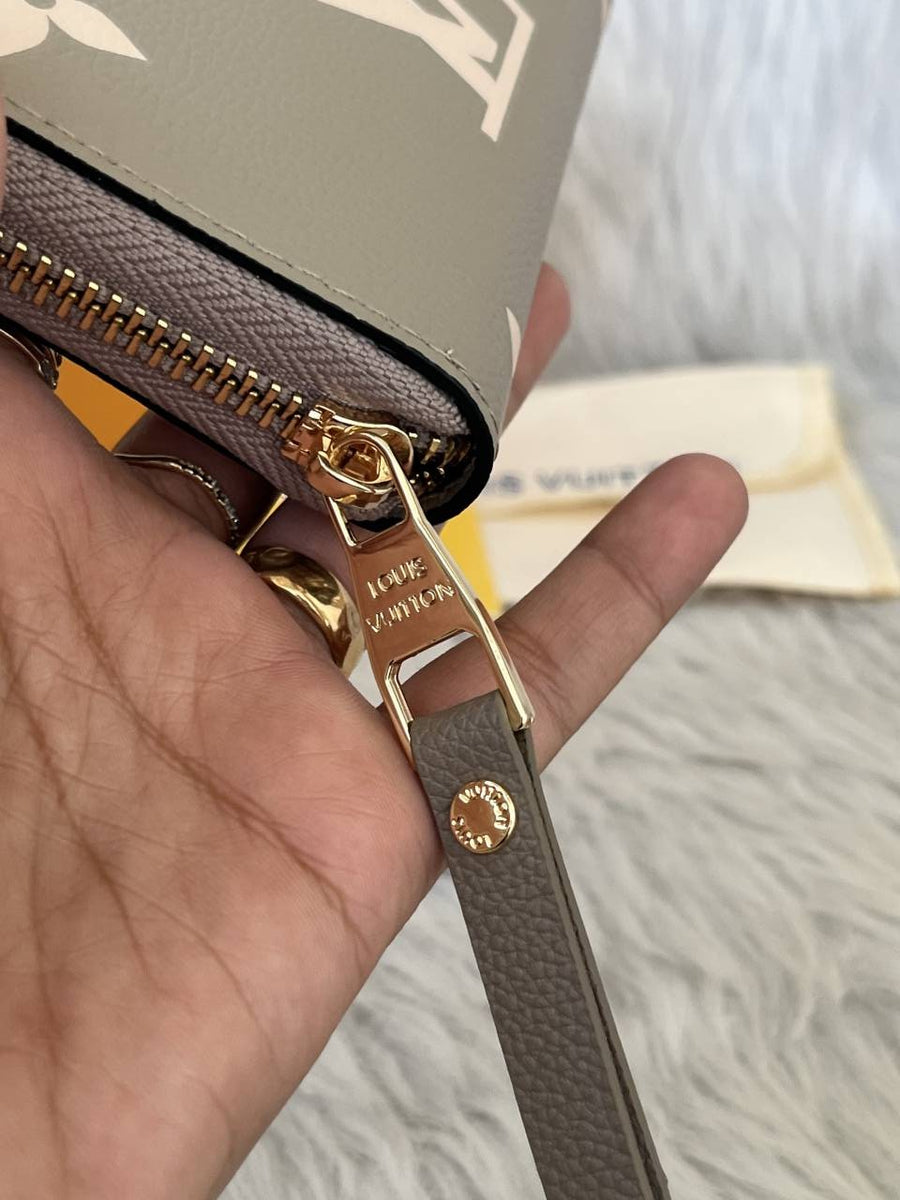Louis Vuitton_Mini_ZippyWallet_With_OriginalBox_DustCover