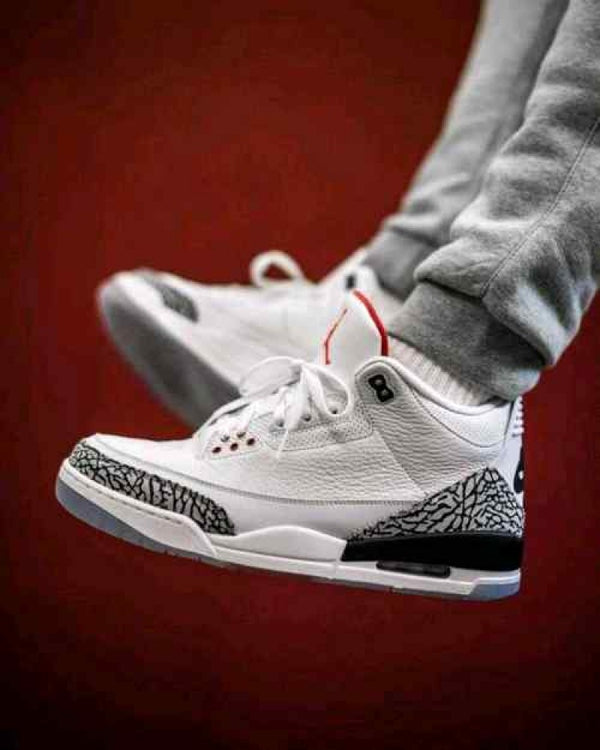 Nike AIR JORDAN 3 THROW LINE WHITE CEMENT