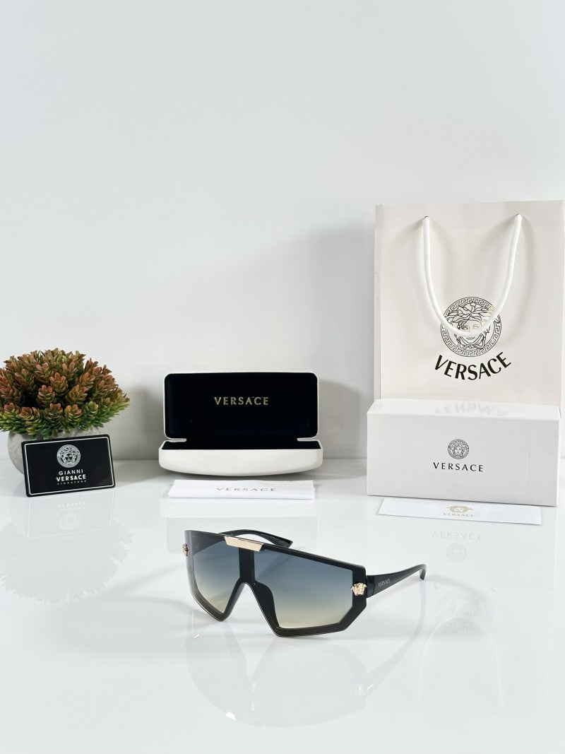 Versace 134 Black Green DC