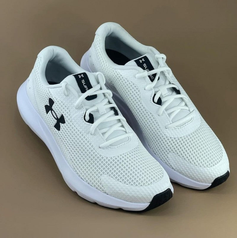 Surge White Black