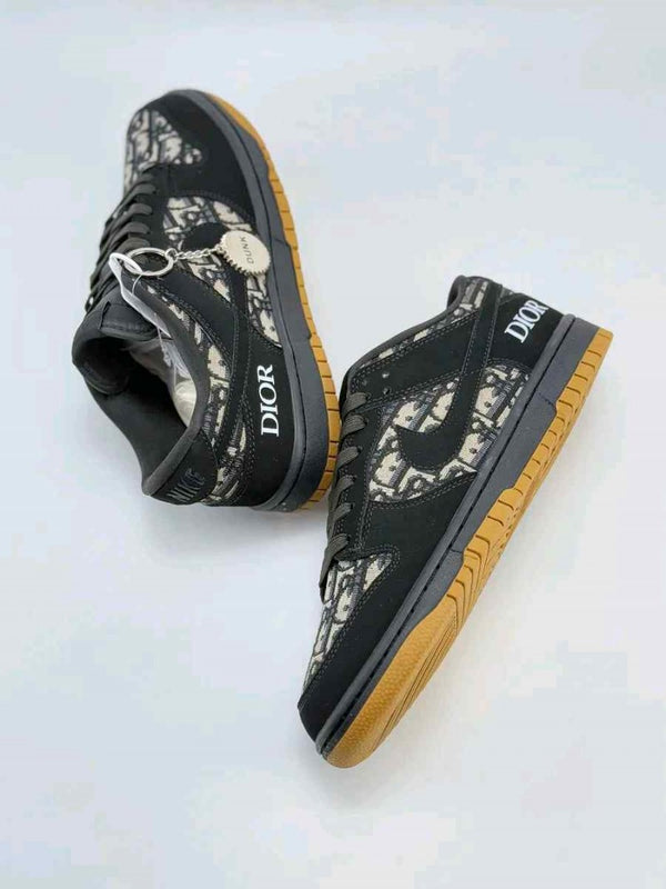 Nike Sb Dunk X Diyorr Sneakers