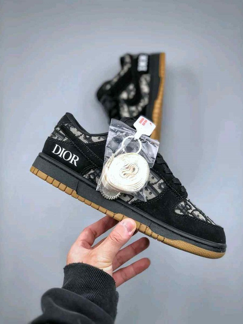 Nike Sb Dunk X Diyorr Sneakers
