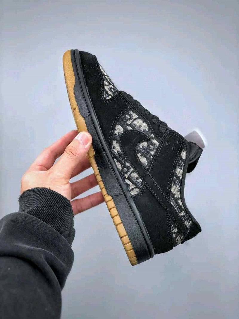 Nike Sb Dunk X Diyorr Sneakers
