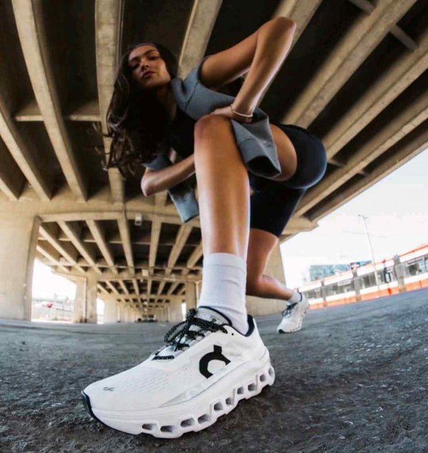 On Running CloudMonster White Black 1214