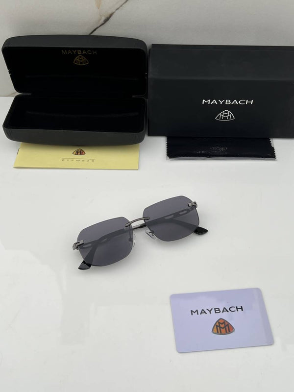 Maybach_4051_black