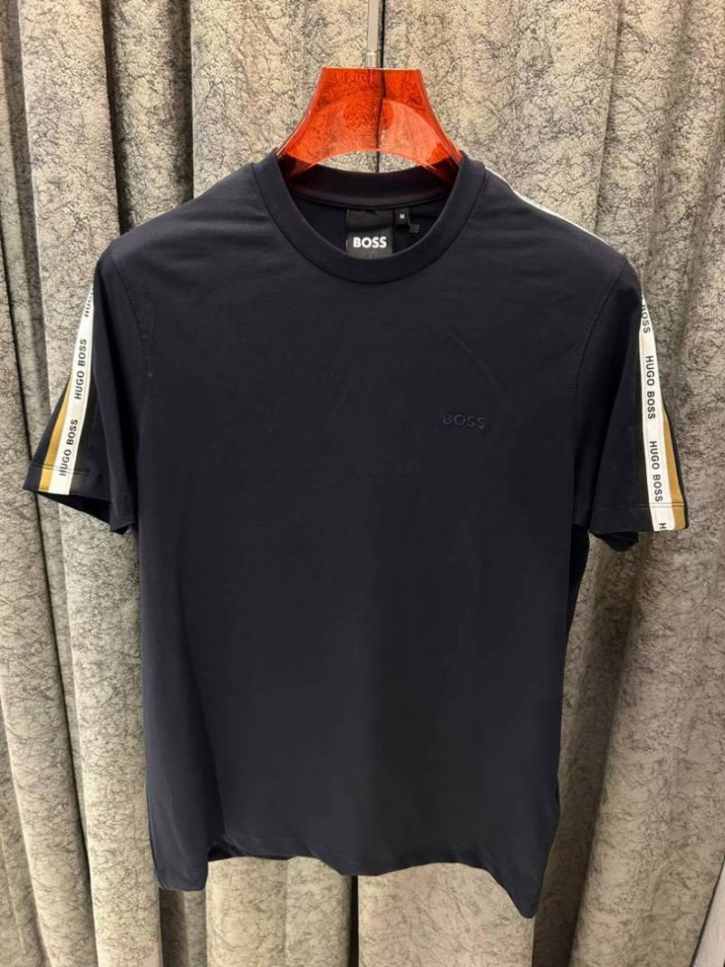 HugXo BosXs IMPORTED STORE ARTICLE T SHIRT