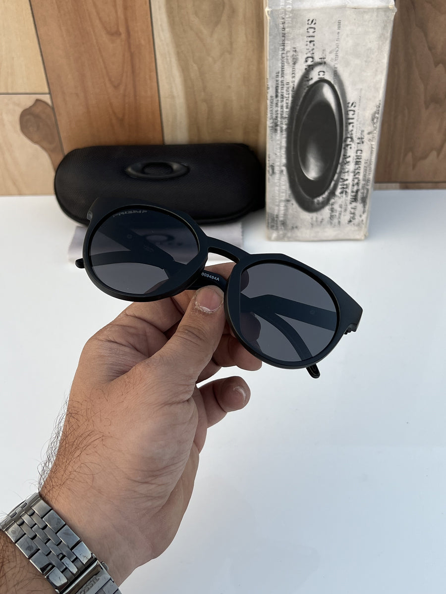 Oakley_9464_black