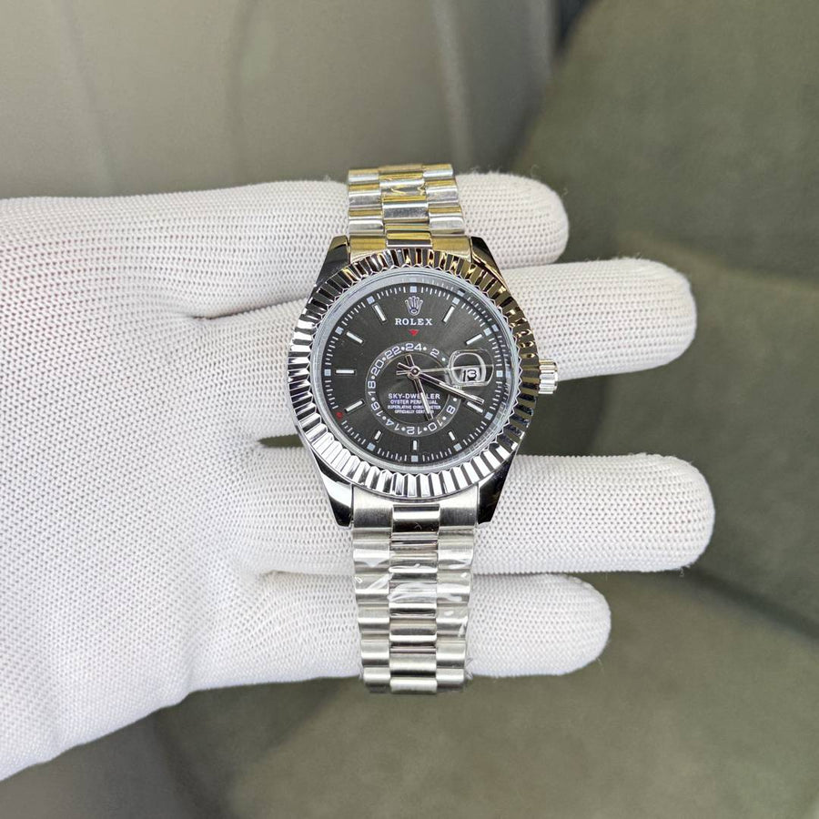 Rolex_SkyDweller_110