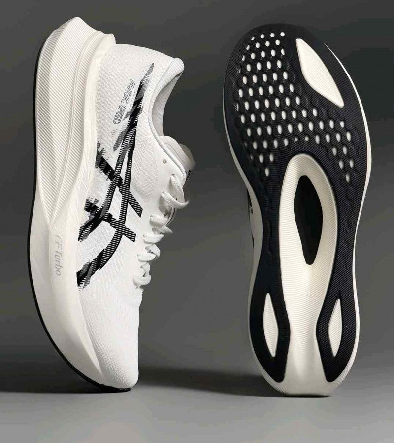 Asiccss. Magic Speed 4 White Black