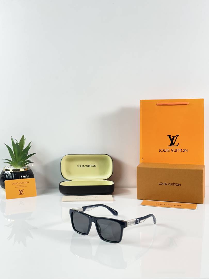 Louis Vuitton_2191_Blue_Black
