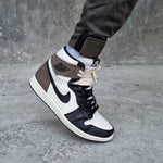 Air Jordan Retro 1 Dark Mocha Women s semi UA quality