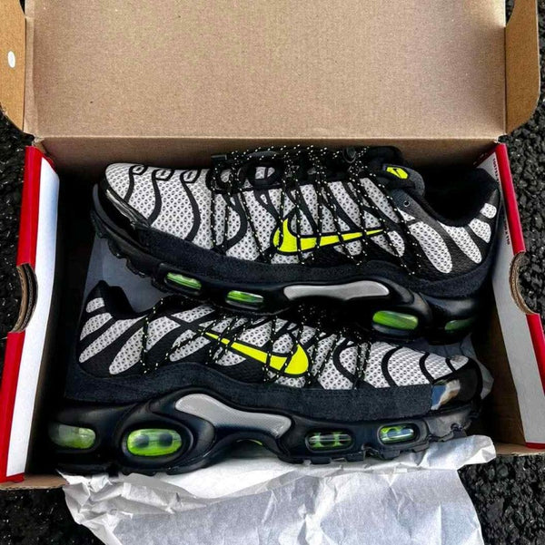 Nike Airmax Plus Utility Tan Volt