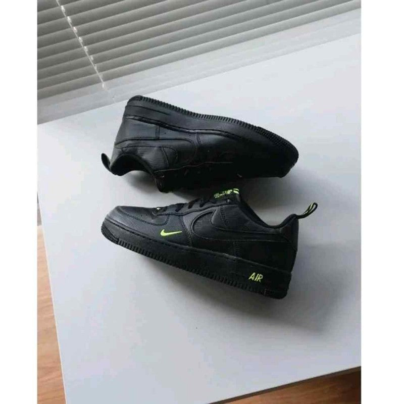 Nike AirForce 1 Low Black Volt
