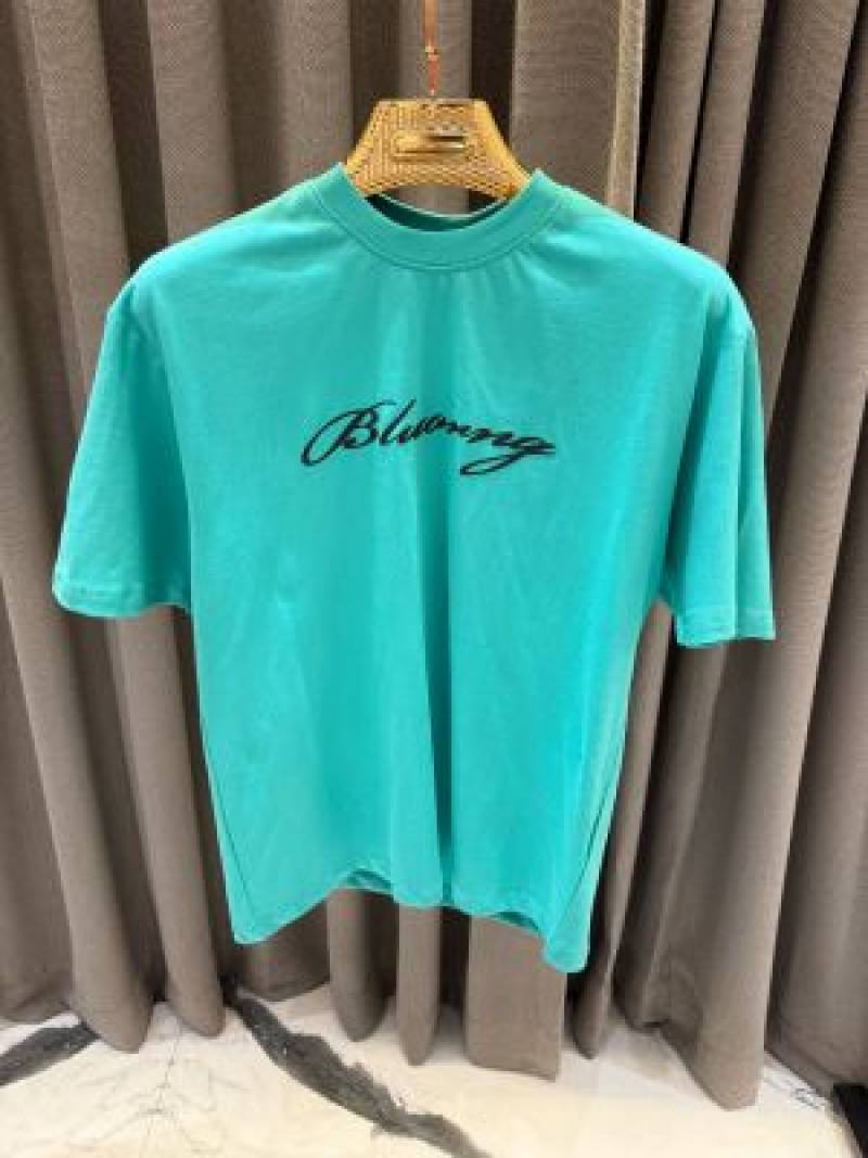 Blouorang tshirt