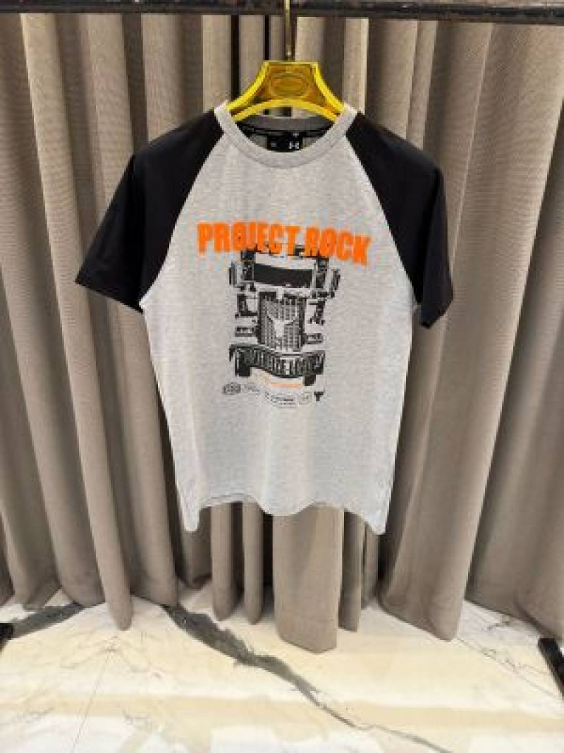 Under Armor imported Tshirt Grey