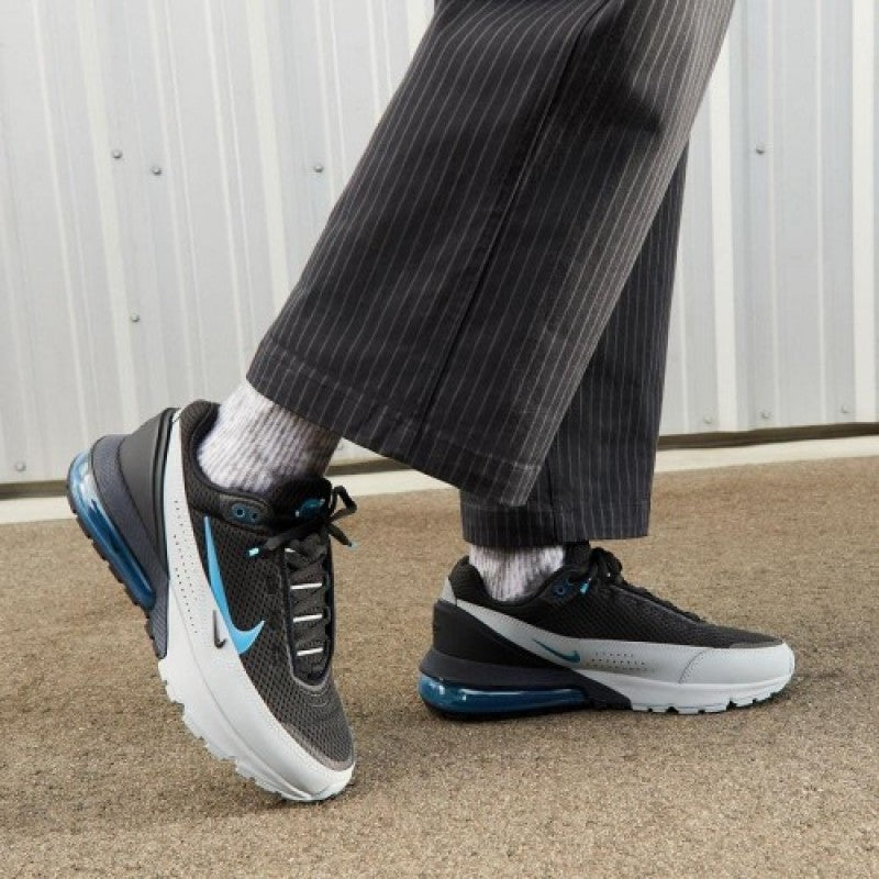 Airmax 270 Pulse Black and grey