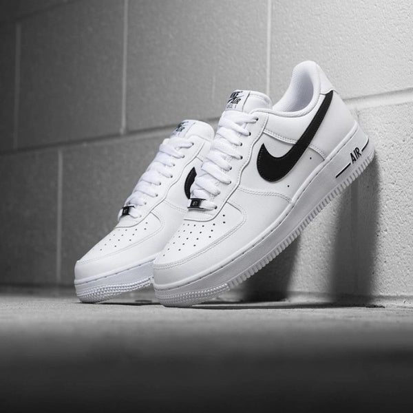 Nike Airforce 1 white black