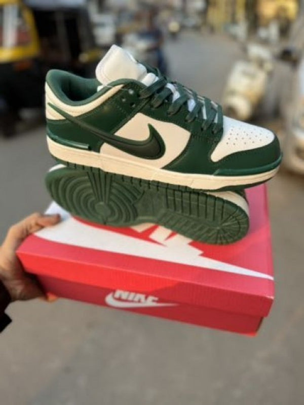 Nike sb dunk low varsity green