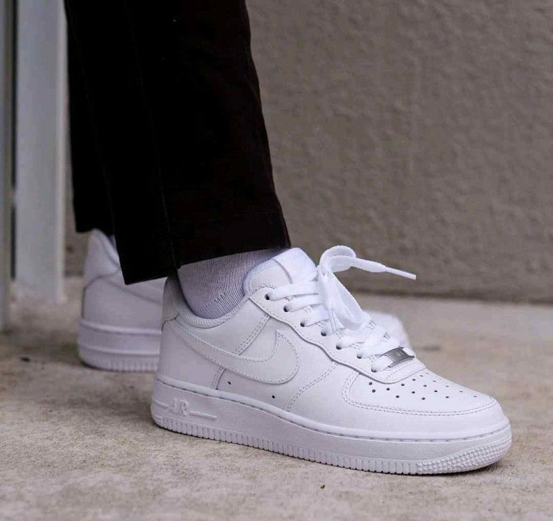 Nike Airforce 1 White Pure Leather Heavy Quality (With Dust Bag Bill Carry Bag 1 Complementary Bottle Lace) 1068