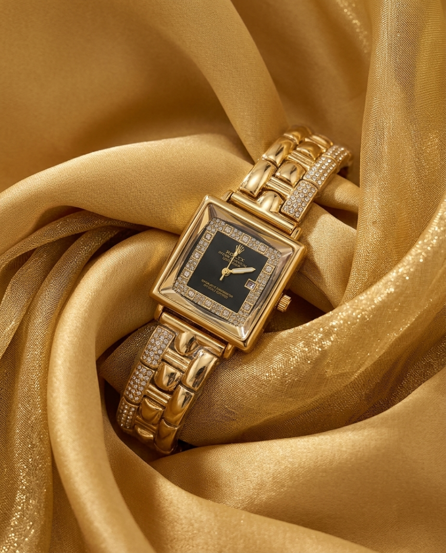 Rolex resembles a diamond Lady-Datejust