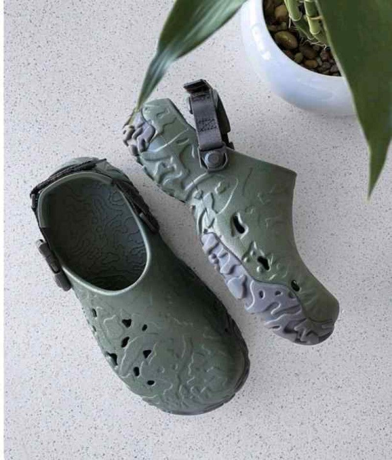 Crocs all terrain atlas army green clogs