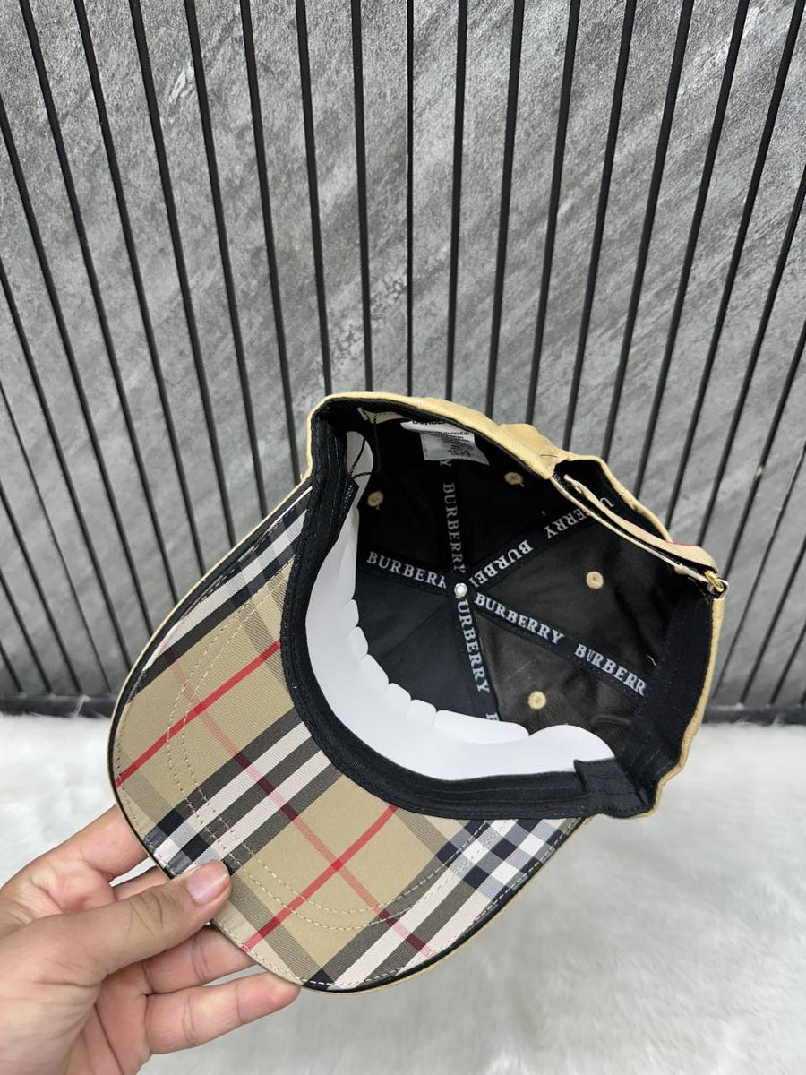 Burberry_Equestrian_Knight_Front_Logo_Premium_Unisex_Cap