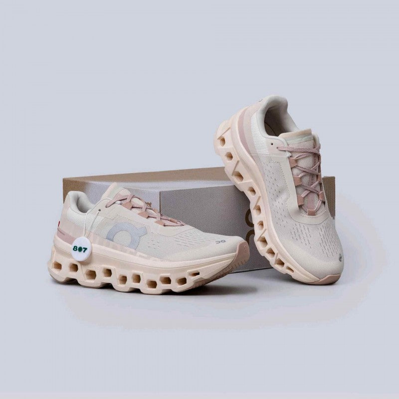 On CLOUDMONSTER WOMEN MOON FAWN