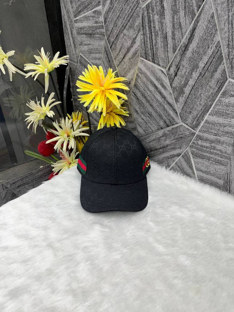 Gucci_Interlocking_G_Side_Logo_Stripes_Premium_Unisex_Cap_With_Safety_Box