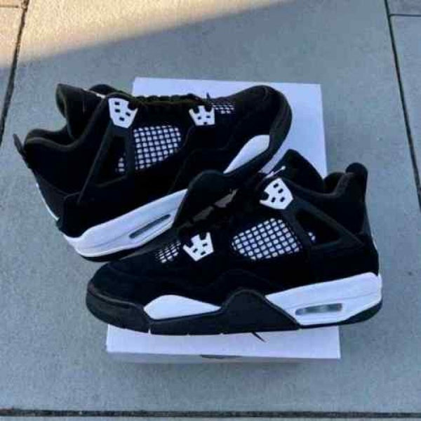 Nike Air Jordan 4 white thunder semi ua