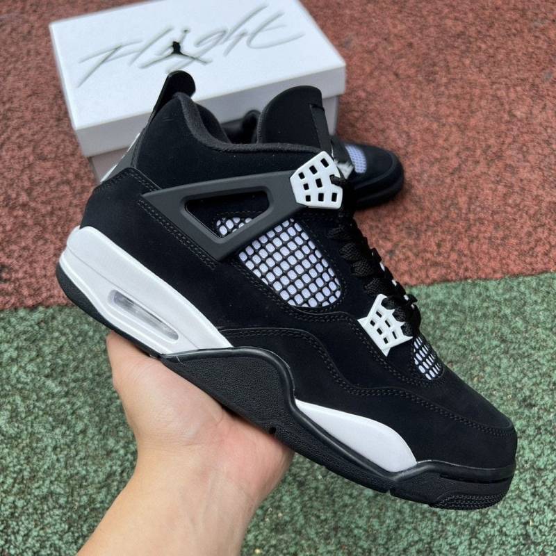 Nike Jordan Retro 4 White Thunder