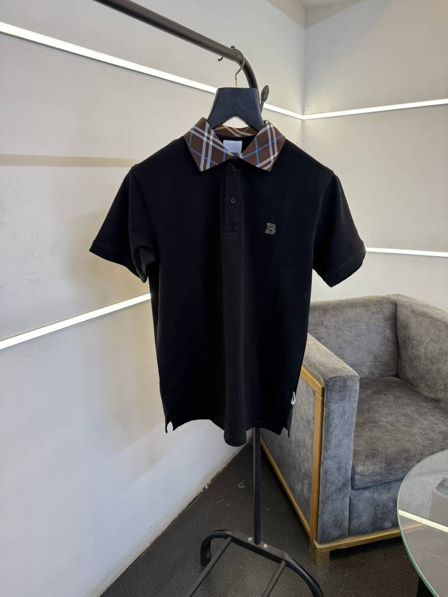Burberry black self knitted polo tshirt with multi collar and chest logo
