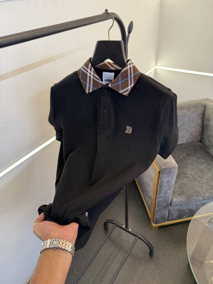 Burberry black self knitted polo tshirt with multi collar and chest logo