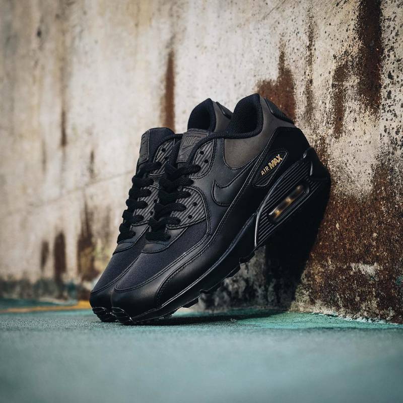 Nike Airmax 90 Black Buff Gold Sale