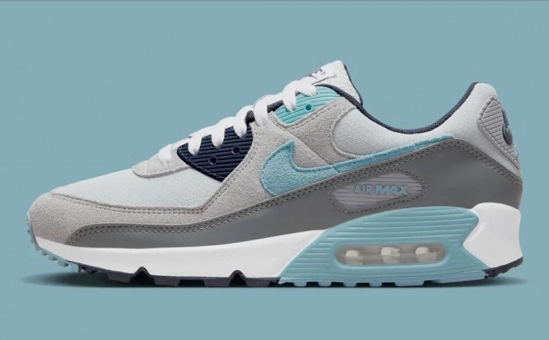Nike AirMax 90 Pure Platinum Worn Blue White