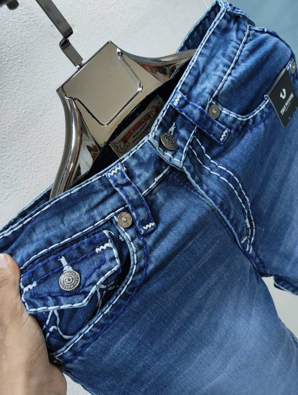 TRUE RELIGION IMPORTED STORE ARTICLE JEANS