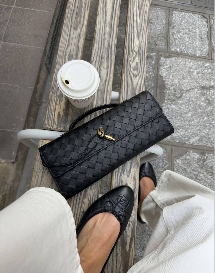 Bottega Veneta Black Andiamo Long Clutch Bag With Original Box Dust Cover & LongSlingBelt