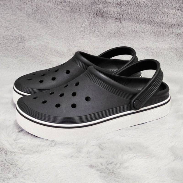 Crocs Off Court Clogs Black