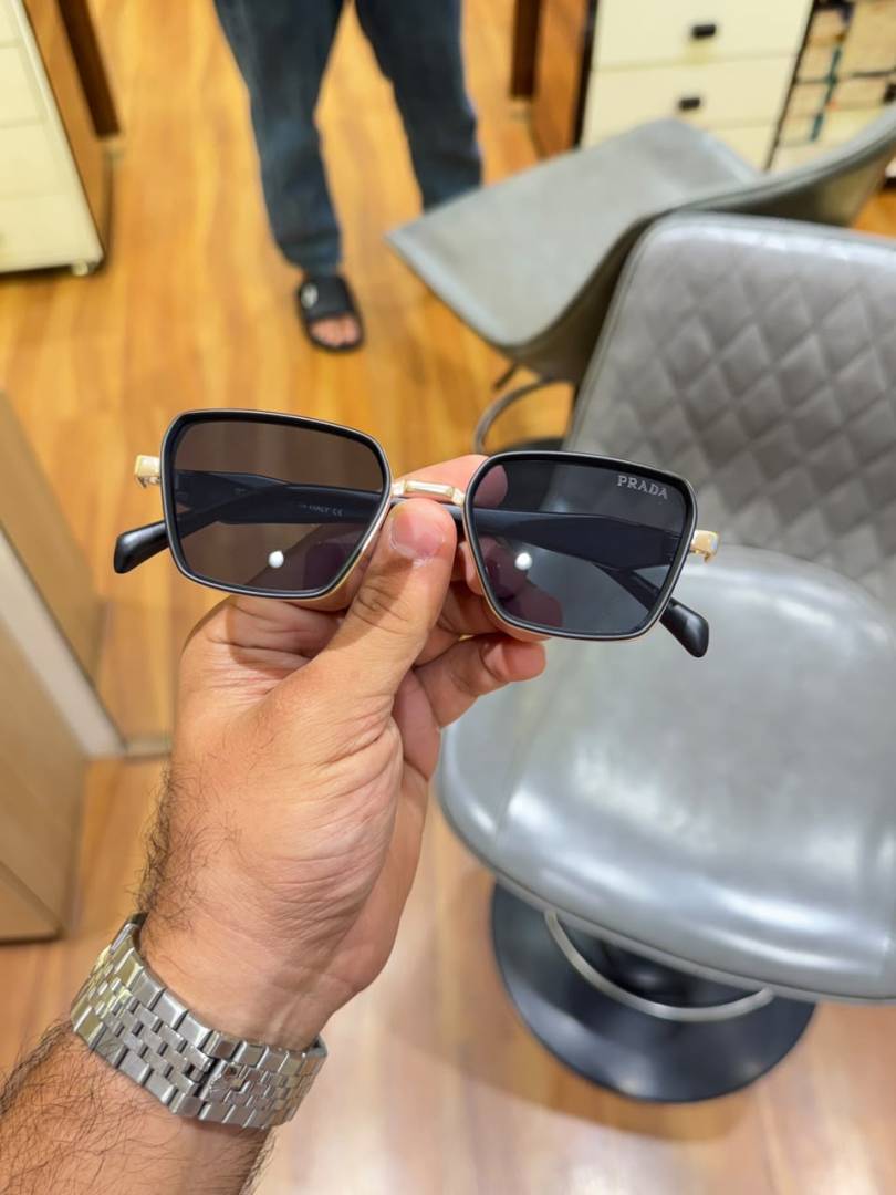 Prada 7381 gold black