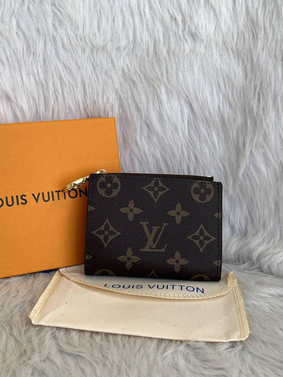 Louis Vuitton_Lisa_Inside-Red_Flap_Wallet_With_OriginalBox_DustCover_Booklet_Highend