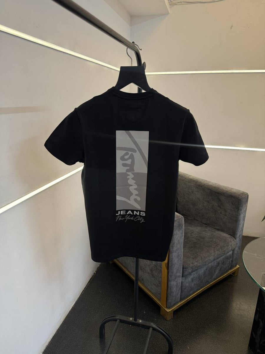 Tommy hilfigar black imported round neck tshirt