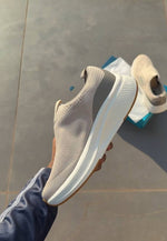Skechers Mens Go Run Elevate 2.0 Sneaker