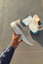 Skechers Mens Go Run Elevate 2.0 Sneaker