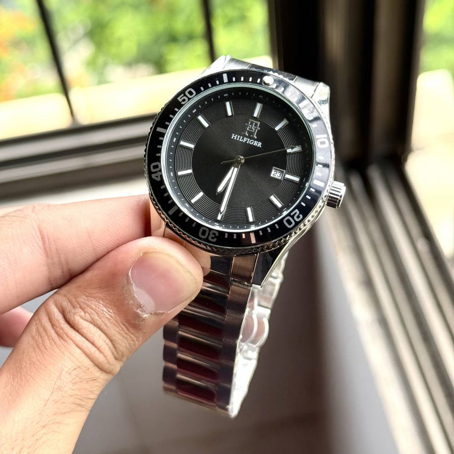 Tommy_Hilfige_Silverblack_098