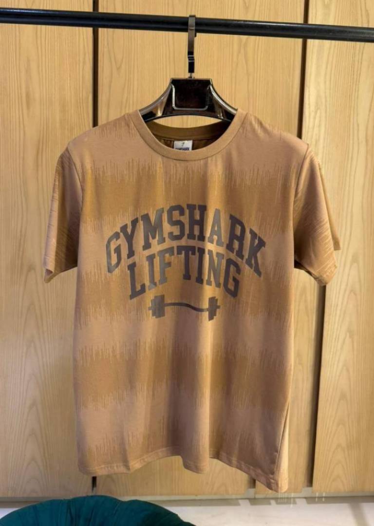 GYMSHARK IMPORTED STORE ARTICLE T-SHIRTx