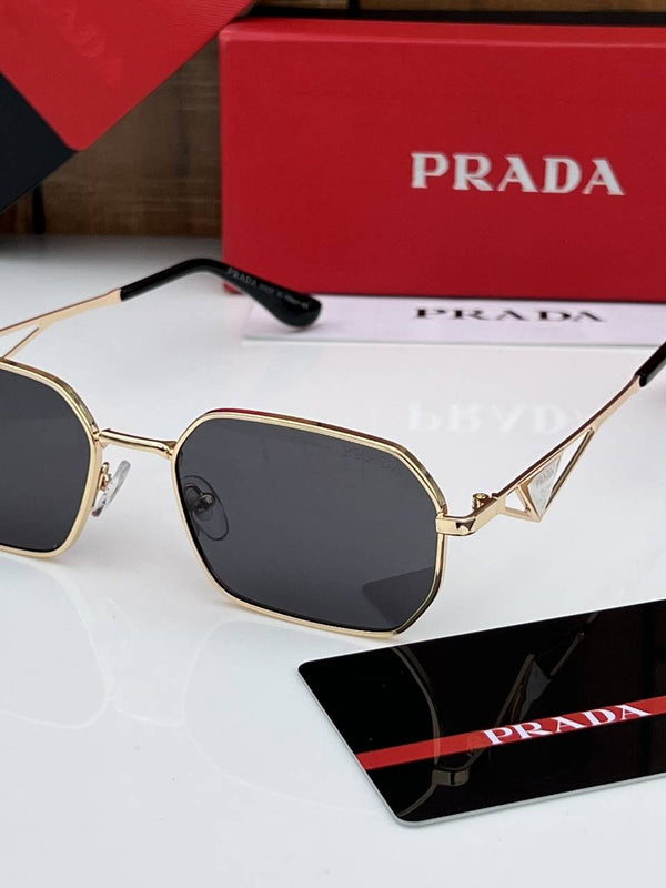 Prada_425_gold_black