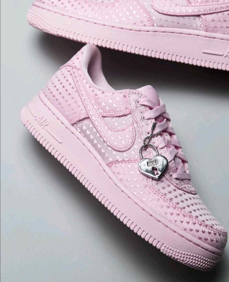 Nike AirForce 1 Low Valentines Day Pink foam