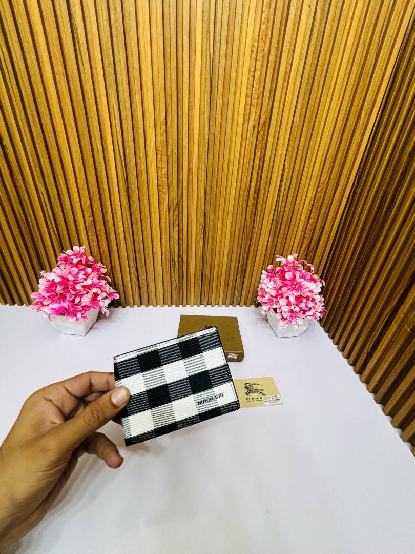 119 BURBERRRY PREMIUM QUALITY WALLET
